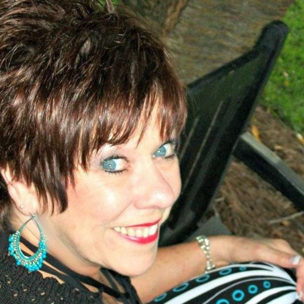 Meet your Posher, Ivy